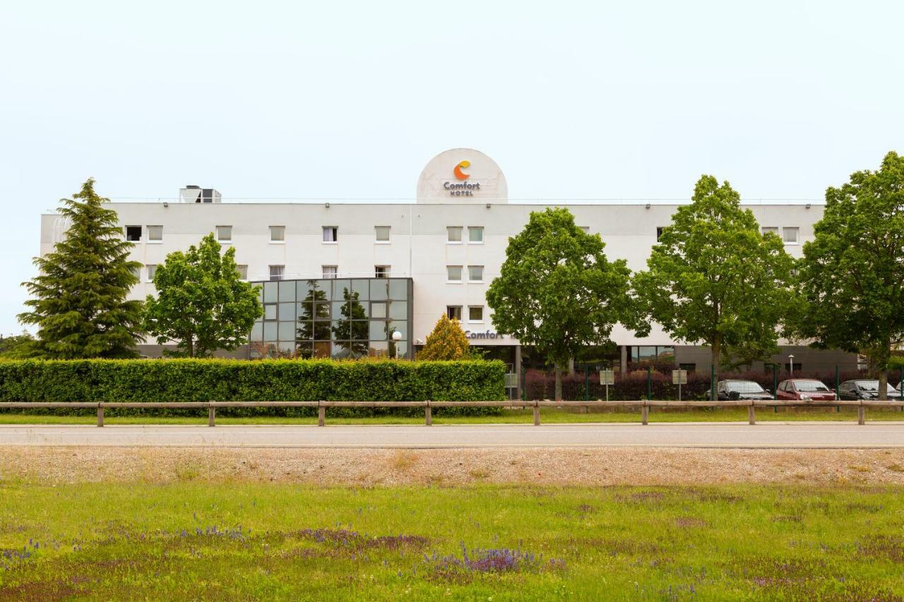 Comfort Hotel Aeroport Lyon St Exupery Colombier-Saugnieu Exterior foto